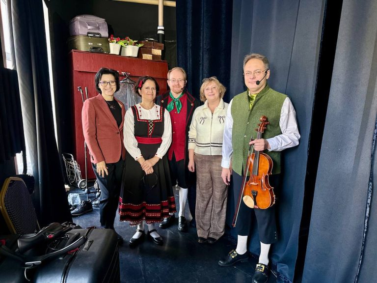 «Снежная Королева» подарила праздник сотням детей